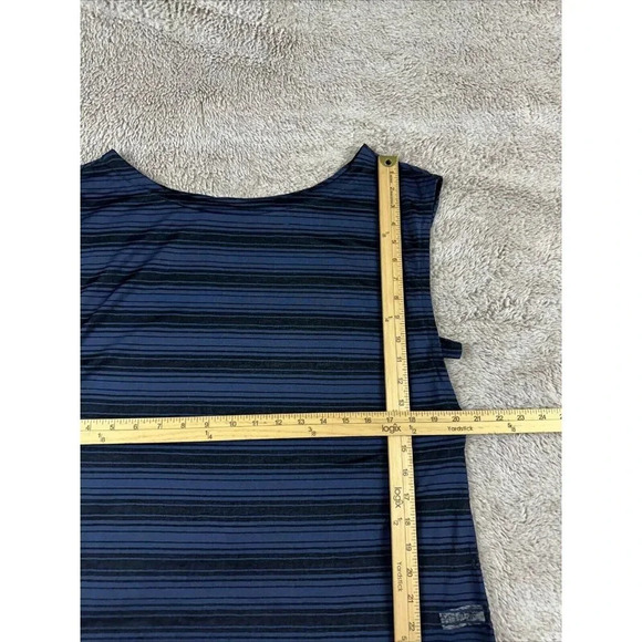 Athleta Vitality Tee Top T-Shirt Womens Large Blue Striped Semi-Sheer Athleisure - Picture 4 of 11
